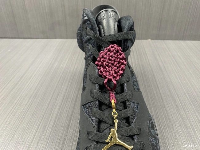 SD Jordan DB9818-001 6 Black (W) Retro Triple 0704